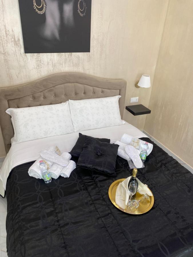 Le Camere Luxury Rooms Siracusa Siraküza Dış mekan fotoğraf